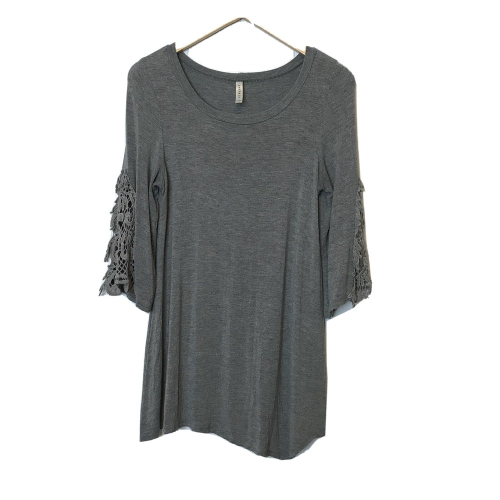 Emerald Womens Tunic Top Size M Gray Crochet Lace Sleeves Asymmetrical VINTAGE